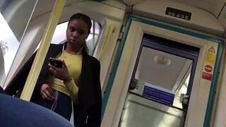 Метро Упскурт - порно видео